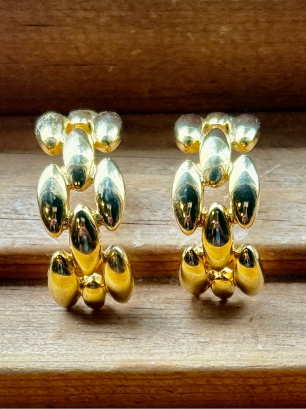 1990s Givenchy Polished Gold Weave hoop Earrings Pierced - Picture 2 of 12